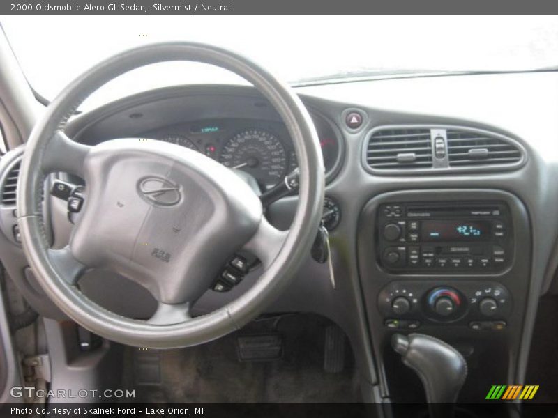 Silvermist / Neutral 2000 Oldsmobile Alero GL Sedan