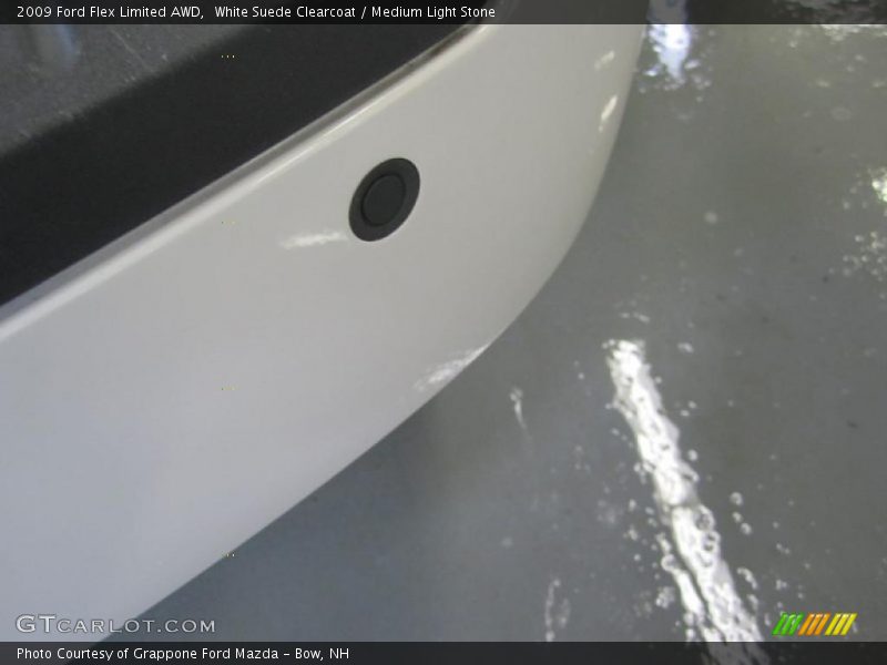 White Suede Clearcoat / Medium Light Stone 2009 Ford Flex Limited AWD