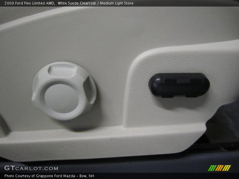 White Suede Clearcoat / Medium Light Stone 2009 Ford Flex Limited AWD