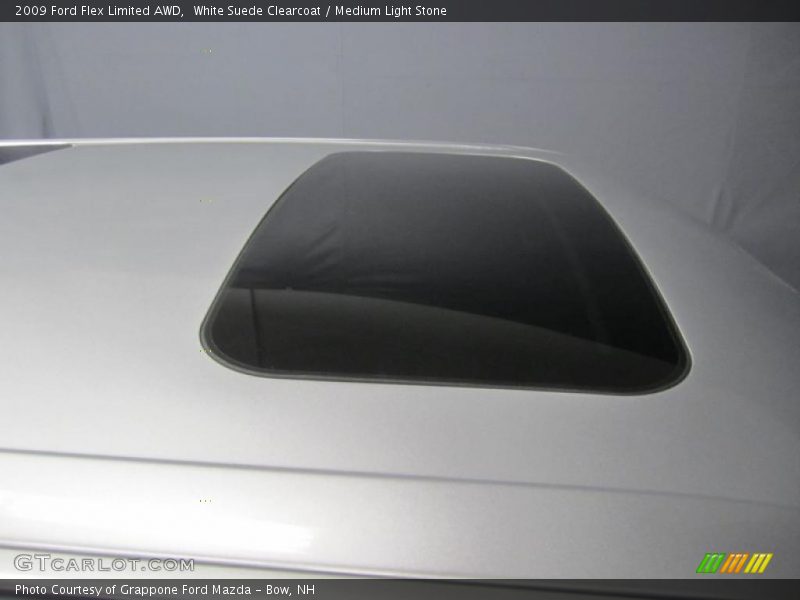 White Suede Clearcoat / Medium Light Stone 2009 Ford Flex Limited AWD
