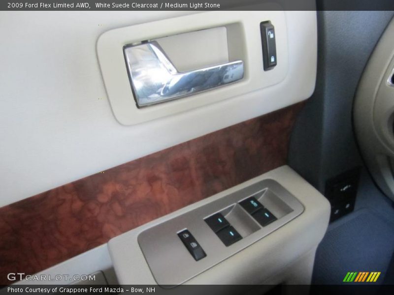 White Suede Clearcoat / Medium Light Stone 2009 Ford Flex Limited AWD