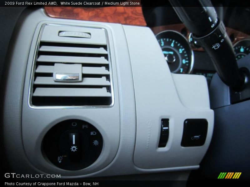 White Suede Clearcoat / Medium Light Stone 2009 Ford Flex Limited AWD
