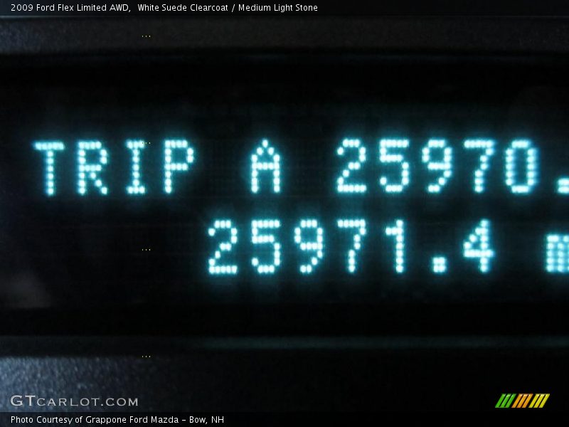 White Suede Clearcoat / Medium Light Stone 2009 Ford Flex Limited AWD