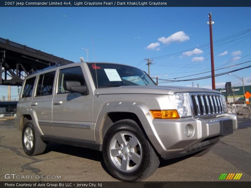 Light Graystone Pearl / Dark Khaki/Light Graystone 2007 Jeep Commander Limited 4x4