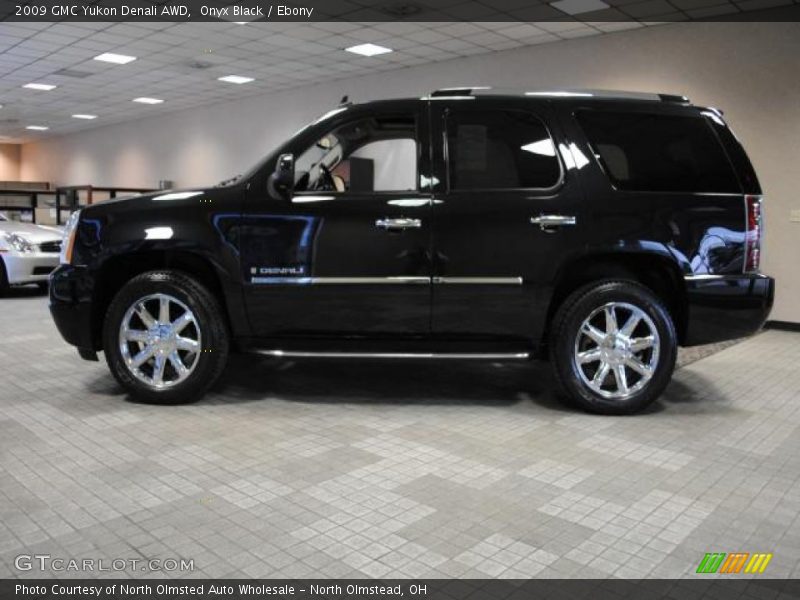 Onyx Black / Ebony 2009 GMC Yukon Denali AWD