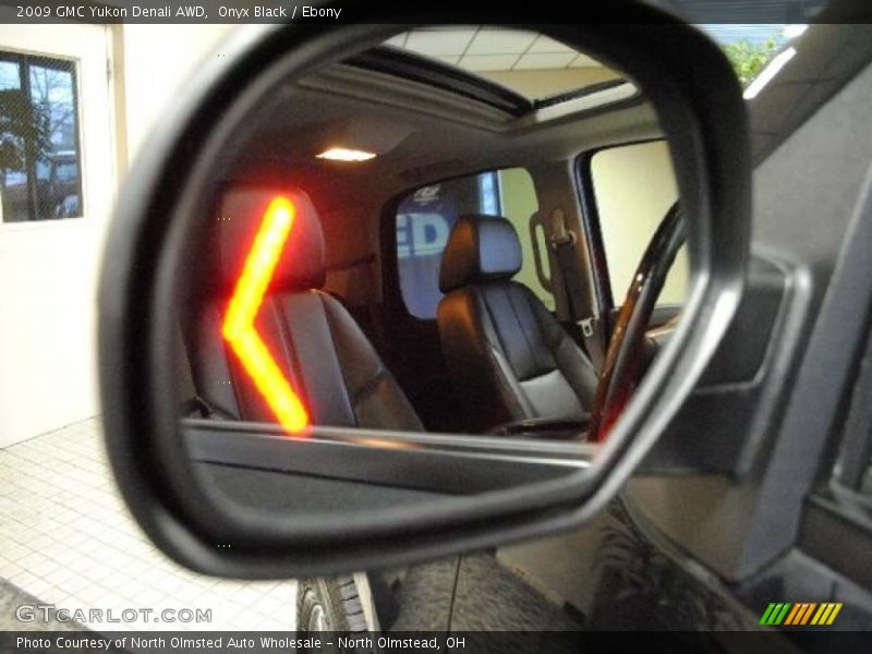 Onyx Black / Ebony 2009 GMC Yukon Denali AWD