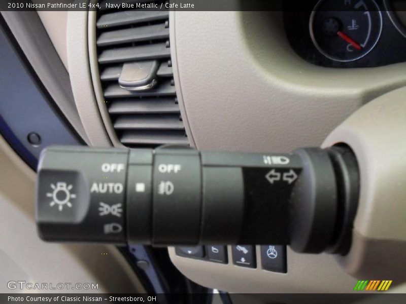 Navy Blue Metallic / Cafe Latte 2010 Nissan Pathfinder LE 4x4
