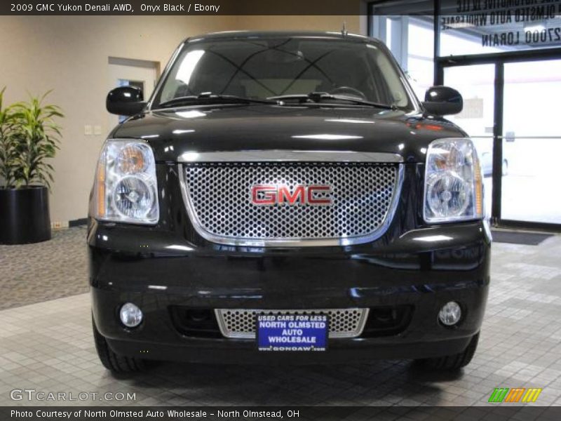 Onyx Black / Ebony 2009 GMC Yukon Denali AWD