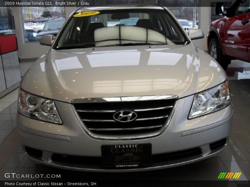 Bright Silver / Gray 2009 Hyundai Sonata GLS