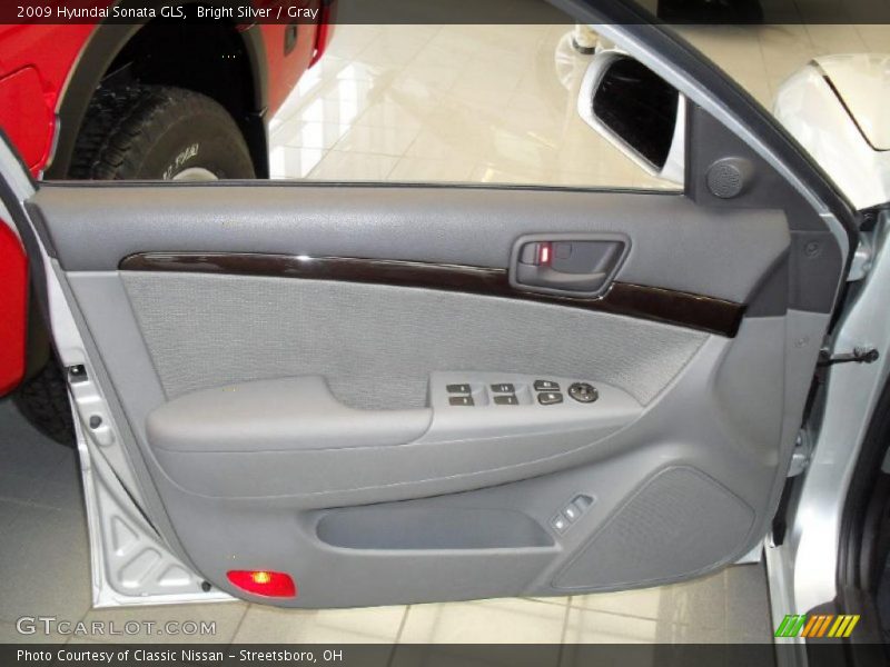 Bright Silver / Gray 2009 Hyundai Sonata GLS