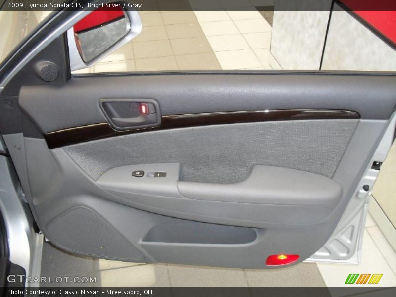 Bright Silver / Gray 2009 Hyundai Sonata GLS