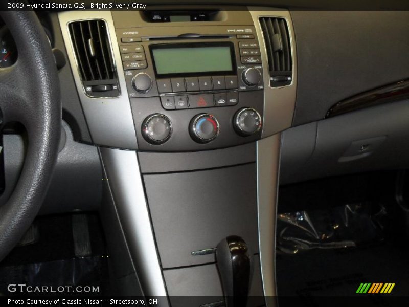 Bright Silver / Gray 2009 Hyundai Sonata GLS