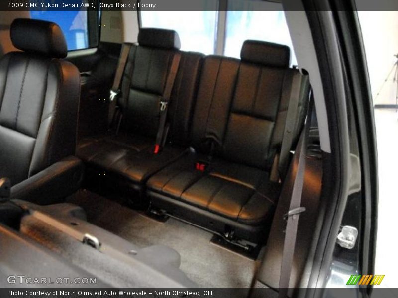 Onyx Black / Ebony 2009 GMC Yukon Denali AWD