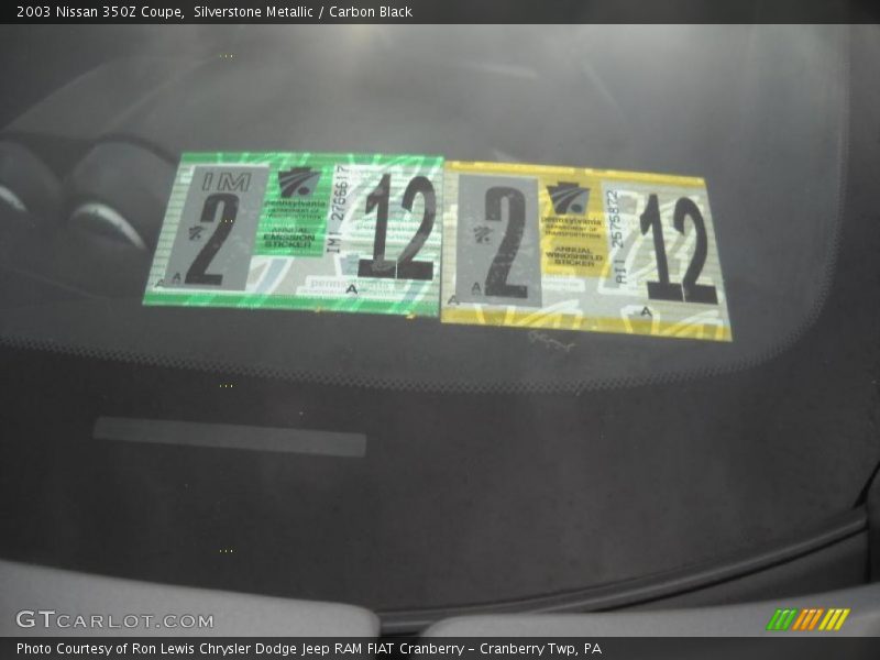 Silverstone Metallic / Carbon Black 2003 Nissan 350Z Coupe