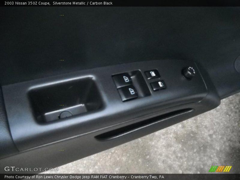 Silverstone Metallic / Carbon Black 2003 Nissan 350Z Coupe