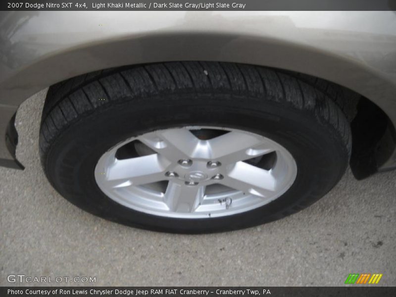 Light Khaki Metallic / Dark Slate Gray/Light Slate Gray 2007 Dodge Nitro SXT 4x4