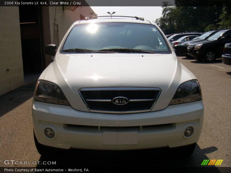 Clear White / Gray 2006 Kia Sorento LX 4x4