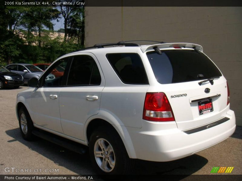 Clear White / Gray 2006 Kia Sorento LX 4x4