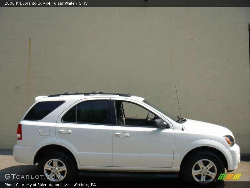 Clear White / Gray 2006 Kia Sorento LX 4x4