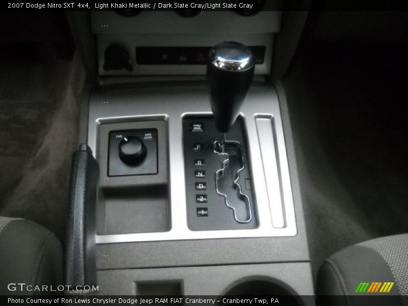 Light Khaki Metallic / Dark Slate Gray/Light Slate Gray 2007 Dodge Nitro SXT 4x4