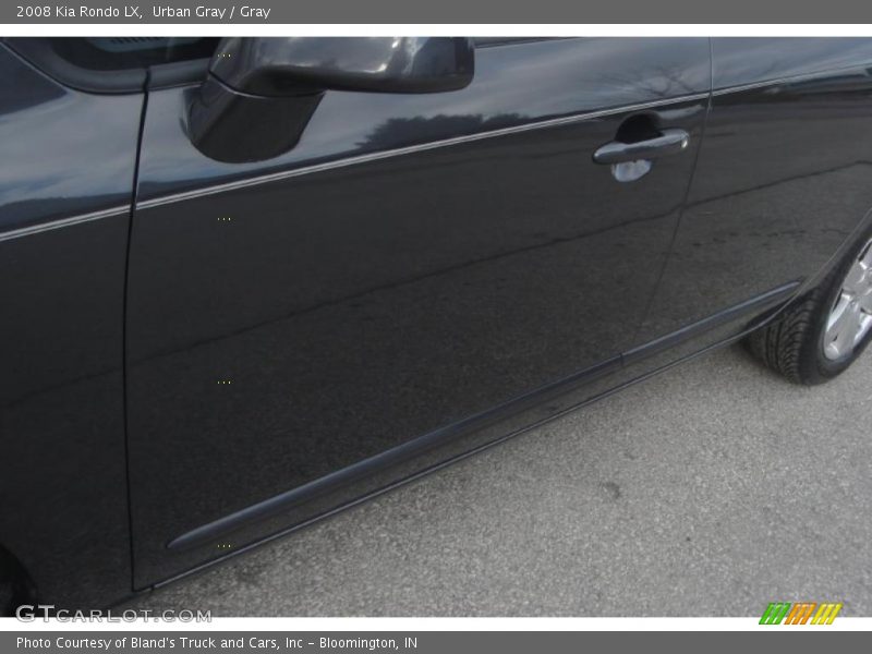 Urban Gray / Gray 2008 Kia Rondo LX