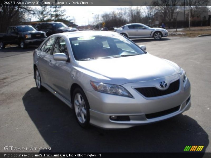 Titanium Metallic / Dark Charcoal 2007 Toyota Camry SE