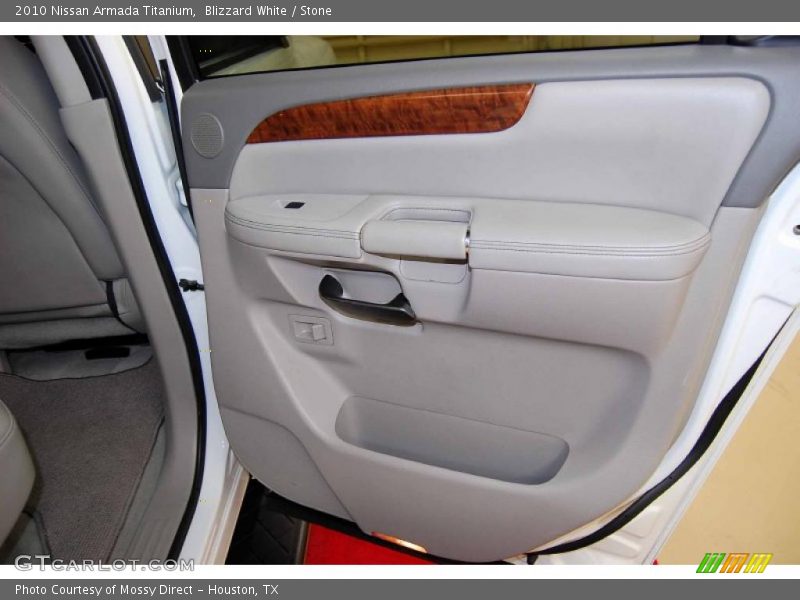 Blizzard White / Stone 2010 Nissan Armada Titanium