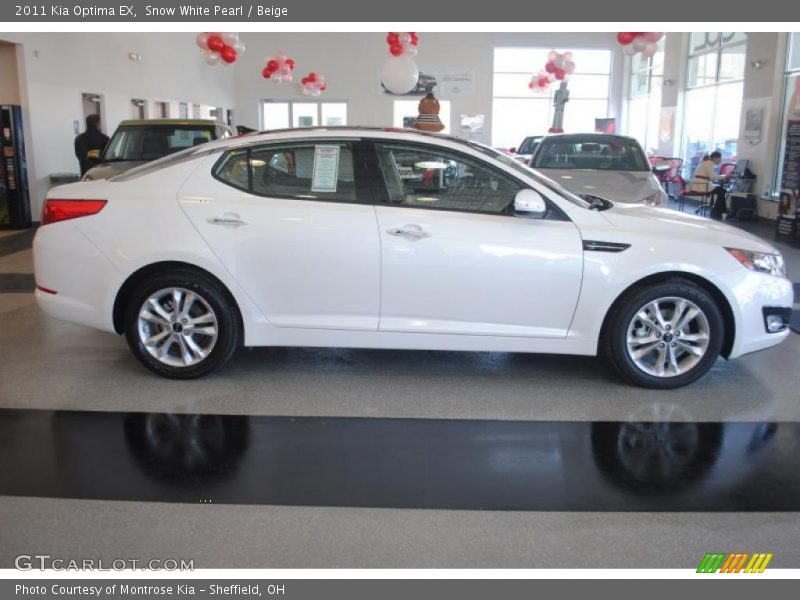 Snow White Pearl / Beige 2011 Kia Optima EX