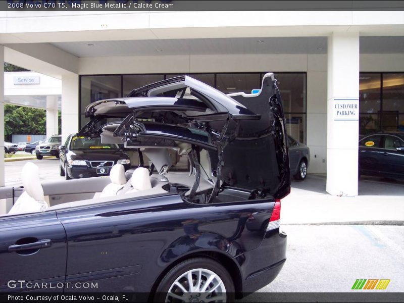 Magic Blue Metallic / Calcite Cream 2008 Volvo C70 T5