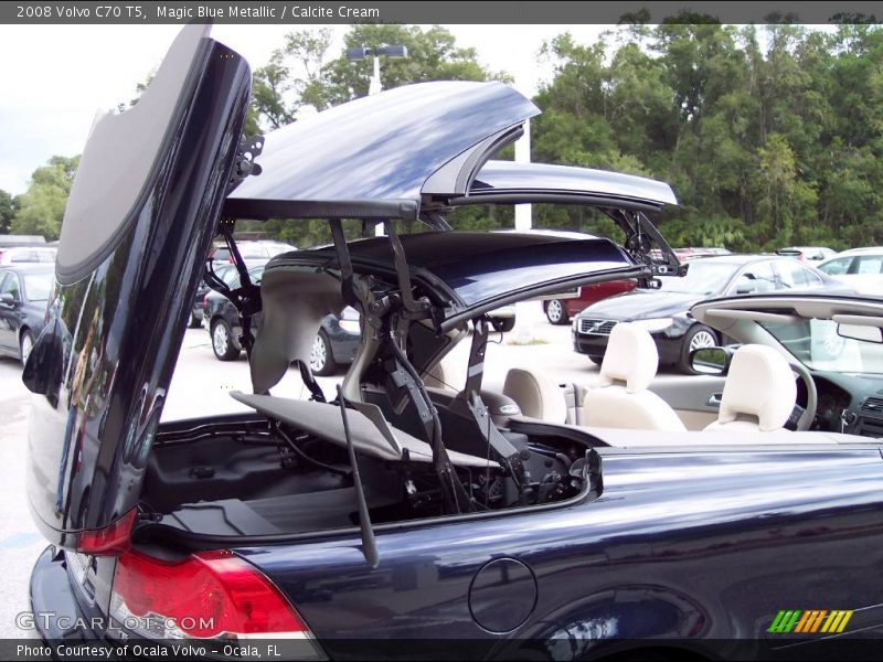 Magic Blue Metallic / Calcite Cream 2008 Volvo C70 T5