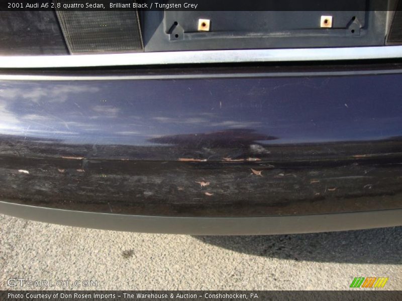 Brilliant Black / Tungsten Grey 2001 Audi A6 2.8 quattro Sedan