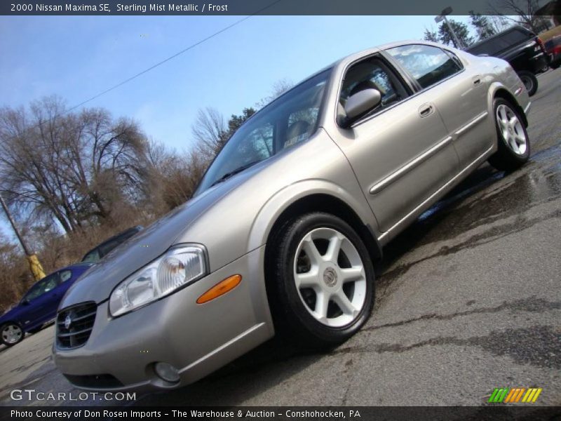 Sterling Mist Metallic / Frost 2000 Nissan Maxima SE