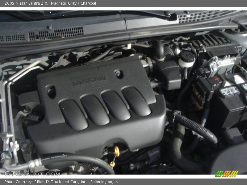 Magnetic Gray / Charcoal 2009 Nissan Sentra 2.0