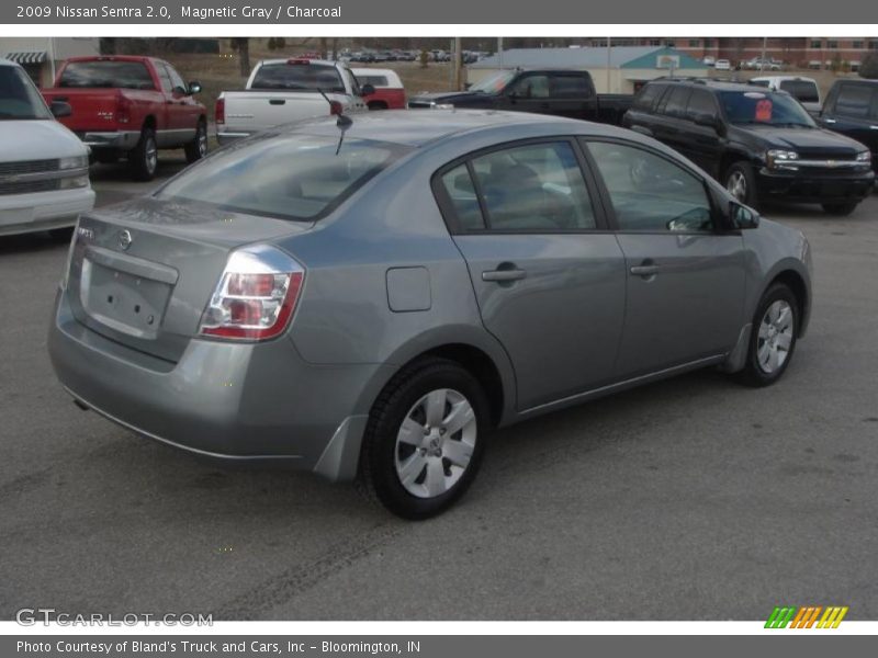 Magnetic Gray / Charcoal 2009 Nissan Sentra 2.0