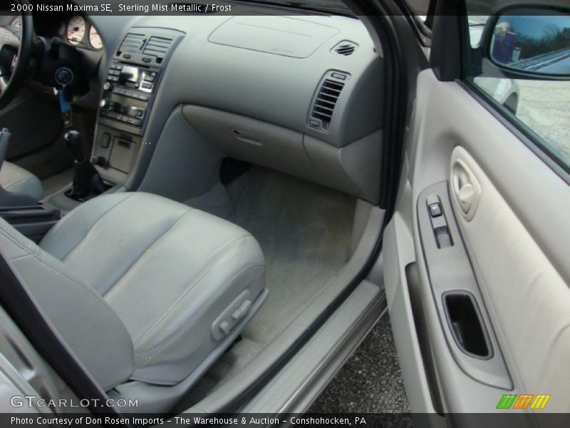 Sterling Mist Metallic / Frost 2000 Nissan Maxima SE