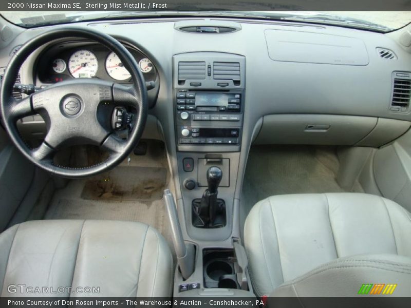 Sterling Mist Metallic / Frost 2000 Nissan Maxima SE