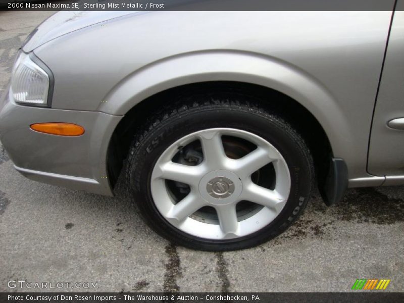 Sterling Mist Metallic / Frost 2000 Nissan Maxima SE