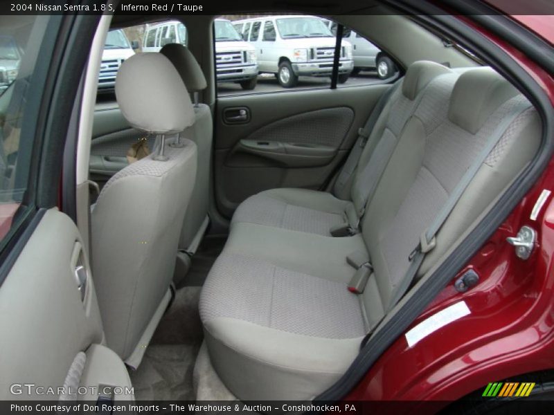 Inferno Red / Taupe 2004 Nissan Sentra 1.8 S