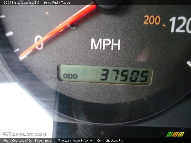 Inferno Red / Taupe 2004 Nissan Sentra 1.8 S