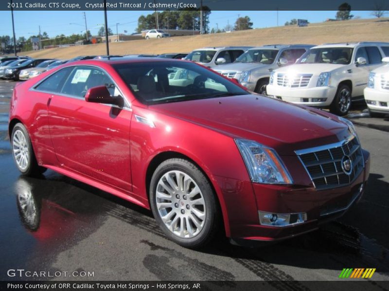 Front 3/4 View of 2011 CTS Coupe