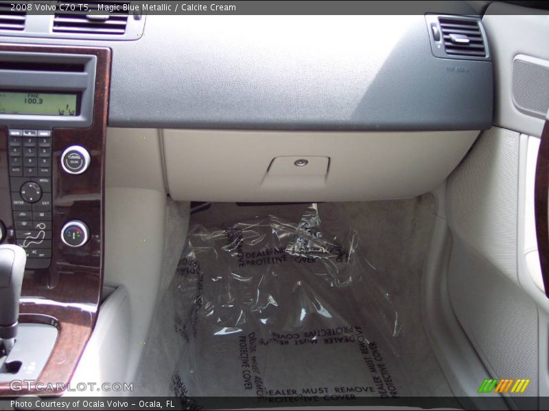 Magic Blue Metallic / Calcite Cream 2008 Volvo C70 T5