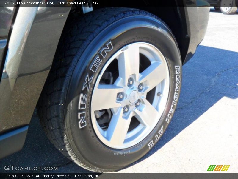 Dark Khaki Pearl / Khaki 2006 Jeep Commander 4x4