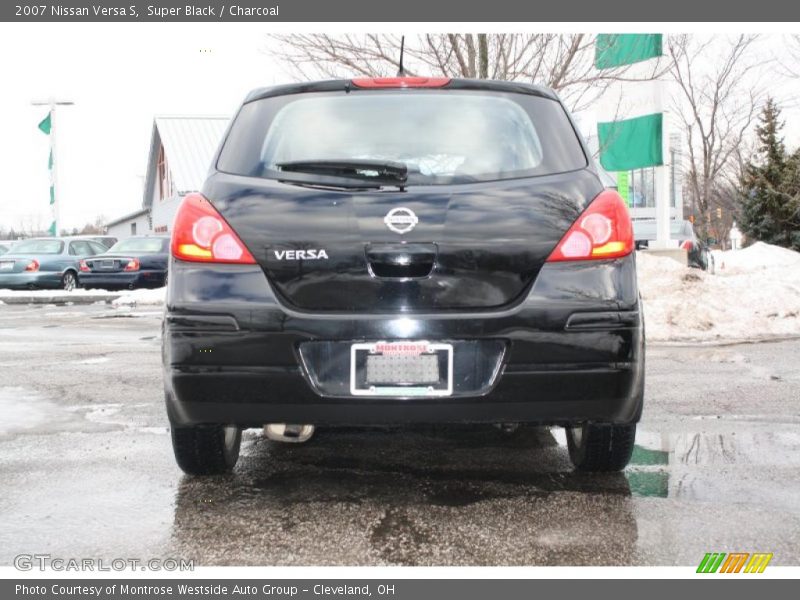 Super Black / Charcoal 2007 Nissan Versa S