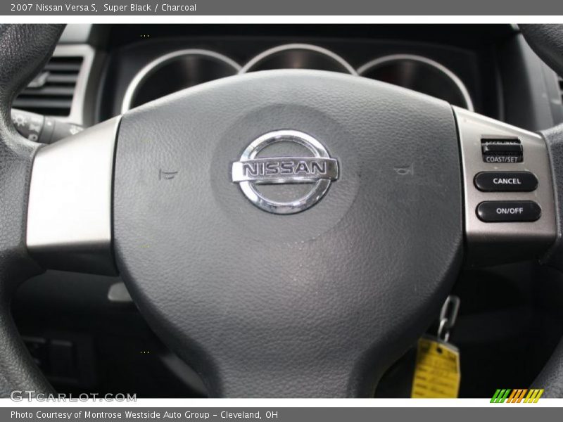 Super Black / Charcoal 2007 Nissan Versa S