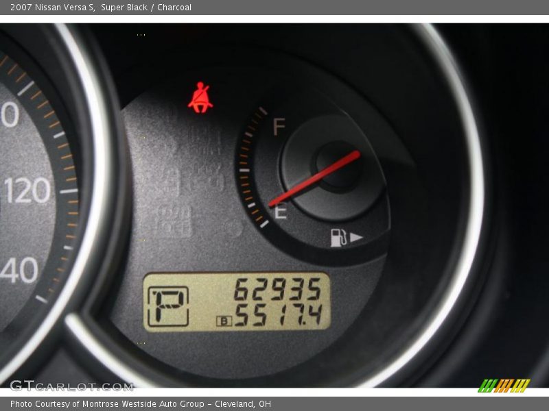 Super Black / Charcoal 2007 Nissan Versa S