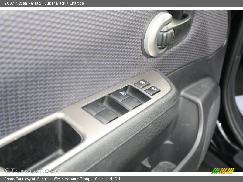 Super Black / Charcoal 2007 Nissan Versa S