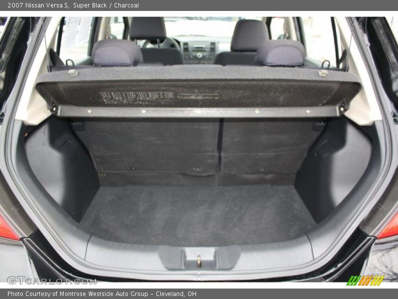 Super Black / Charcoal 2007 Nissan Versa S