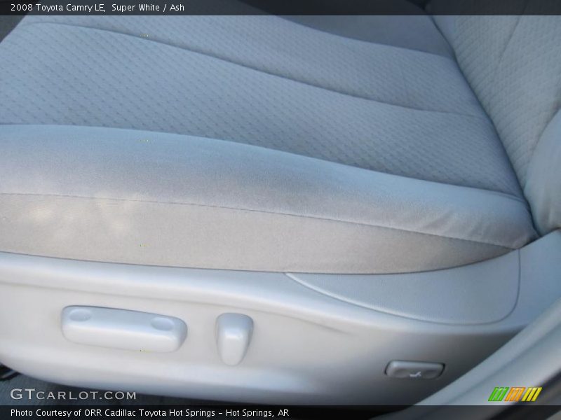 Super White / Ash 2008 Toyota Camry LE