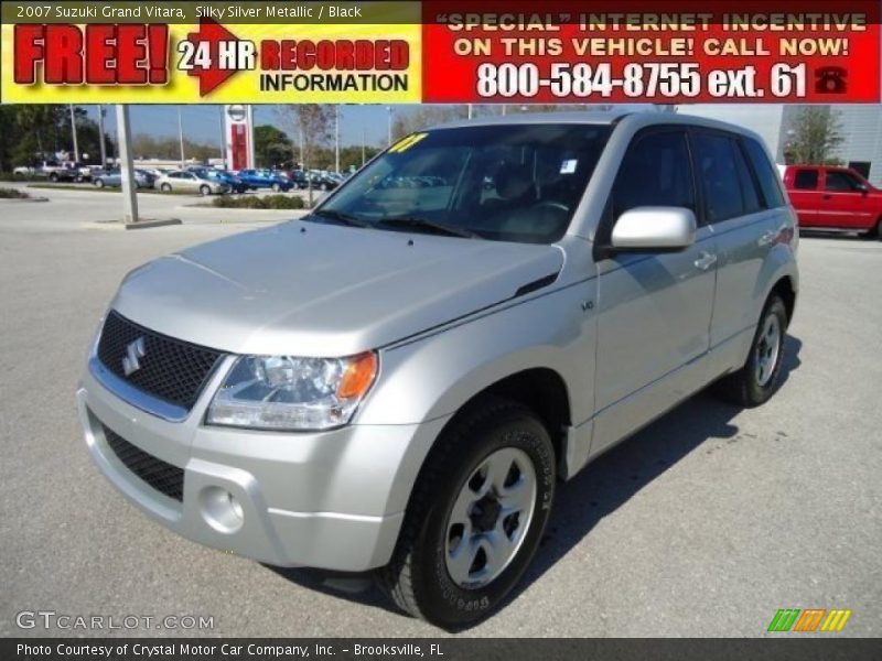 Silky Silver Metallic / Black 2007 Suzuki Grand Vitara