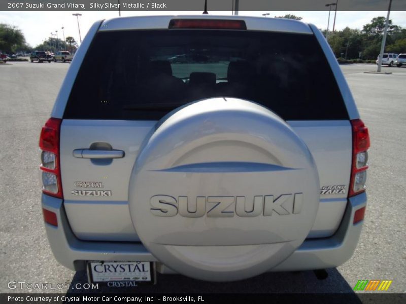 Silky Silver Metallic / Black 2007 Suzuki Grand Vitara